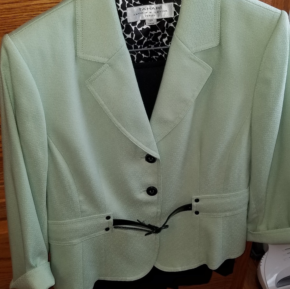 Beautiful Tahari suit